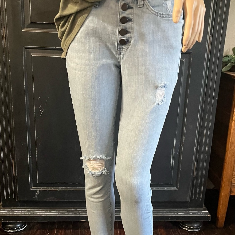 a.n.a High-Rise Skinny Ankle Jeans